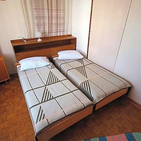 Comfortable Close To The Apartament