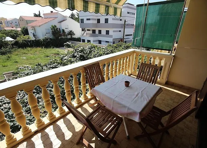 Appartamento Comfortable Close To The *